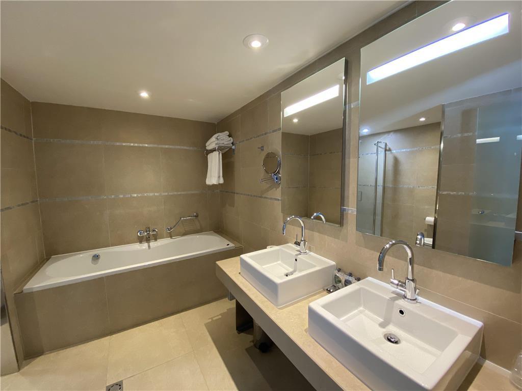 Absolute Hotel Limerick Junction Rom bilde
